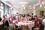 Dining Roomn  at the Evelyn Lauder Breast Cancer Golf Tournament at Hampton Hills Golf Course in Westhamtpon on 8-5-04.<br>photo by Rob Rich copyright 2004 516-676-3939  robwayne1@aol.com