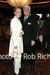  at The Rose Luncheon to benefit Little Flower Children's Services of New York at the Mandarin Oriental on 6-15-04  all photos by Rob Rich copyright 2004 516-676-3939