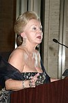 Lizbeth Newman  at the New York Philharmonic Orchestra Opening Gala at Lincoln Center on September 21,2004 in Manhattan, N.Y.<br>photo by Rob Rich copyright 2004<br>516-676-3939<br>robwayne1@aol.com